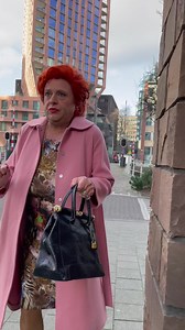 Happy Valentine! Mijn grote liefde is natuurijk Jopie Parlevliet, zo verliefd op deze griet. En wat hebben Richard Groenendijk en ik gelachen tijdens het maken van de video vorige week. Je begrijpt, de Tena Lady’s waren niet aan te slepen... 🤣🙏🏻💕 Dus hierbij op veler verzoek de bloopers! En wil jij nou ook zo hard lachen? Kom naar Fred & Friends! Kaartjes koop je via mijn website of via Eventim 🪩🕺🏼🎉 | Fred van Leer