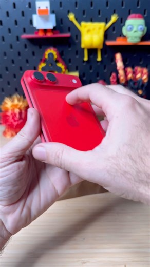 Cool 3D Prints — iPhone Fold, Dice Mechanism & Rock Meme and more