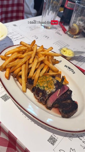 This is the best steak in Riyadh. No huge menu. No endless options. They do one thing, and they do it exceptionally well. The focus is entirely on steak. You get to choose exactly how you want it cooked, pick your favorite sauce, and enjoy it with unlimited fries and salad. The steak itself is rich, juicy, incredibly tender, and packed with flavor. And their new Cowboy Sauce adds the perfect smoky kick that makes every bite even better. Simple concept. Perfect execution. This place is none other