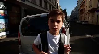 Le chemin pour l'école - Adomania, un partenariat Hachette FLE/TV5MONDE