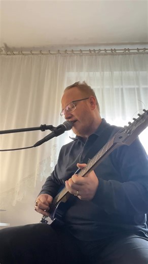 Burning love Elvis Guitarist Singer. :) | Elvis Iron Ginger | Facebook