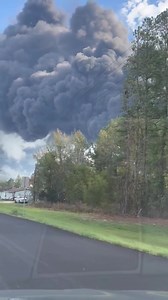 64K views · 1.1K reactions | FM 1127 In Shepherd TX There has been an explosion at Sound Resource Solutions (chemical plant). US 59 remains closed from FM 1988 to Exit 451B due to a chemical fire and plume on FM 1127. Crews and law enforcement are on the scene. Here are clips sent in by Hood News Peeps. One person was taken to the hospital. Prayers going up.! | Grizzy's Hood News | Facebook
