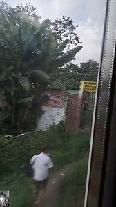 201K views · 880 reactions | অশোকনগর স্টেশনের উপর দিয়ে ১১০ কিলোমিটার বেগে গেল AC ট্রেন। দাবি মত দাঁড়ালো না স্টেশনে | Kolkata Express | Facebook