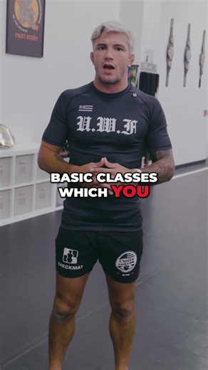 From ages 9–13 to adults, we’ve got the perfect path! 🥋 Start with our BJJ Fundamentals class—built