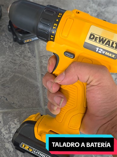 Taladro inalámbrico DeWalt, incluye 2 baterías, tiene 3 años de garantía. Te esperamos! #taladro #dewalt #ferreteria #puertoquito #pedrovicentemaldonado