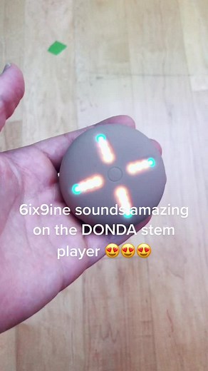 6ix9ine's Stunning Performance on the DONDA Stem Player