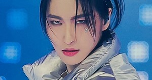 ATEEZ's Seonghwa Is A Gender-Neutral Fashion King In Heels At "2023 SBS Gayo Daejeon"