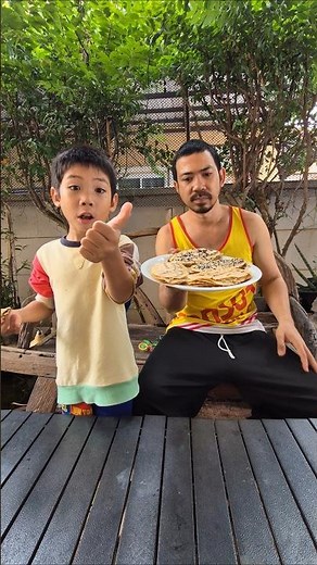 Yay! I finally get to eat it! 😋🤣 #chewybanana #driedbanana #NongPhop #pobfamily #deliciousfoodreview