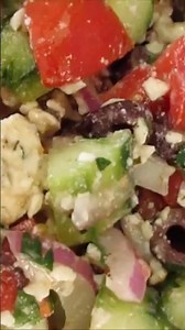 GREEK SALAD 🥗 Healthy Eats ❤️‍🩹 #food #health #vegetables #recipe #tutorial