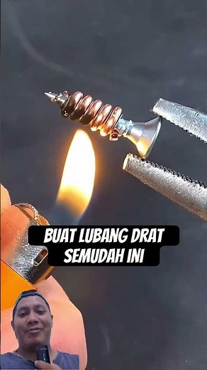 How to make a threaded hole from an electric cable and screw #shorts #craft #diy #carpentry #cons...