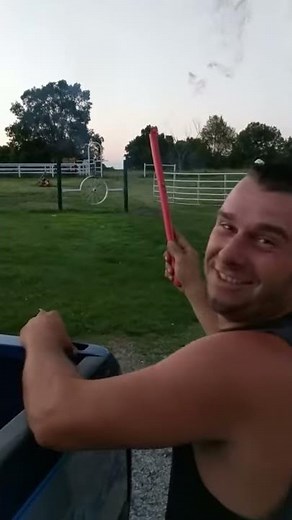 Acetylene trash bag bomb