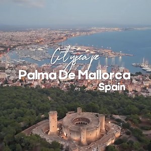 🇪🇸Palma de Mallorca is home to La Seu, a stunning Gothic cathedral that features one of the largest rose windows in the world, often called the "Gothic Eye. #spain #gothic | Spain Art & Architecture