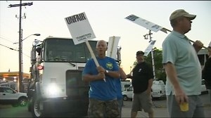 Striking garbage drivers brace for showdown over replacements