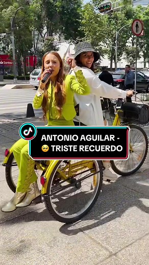 Triste Recuerdo: Karaoke y Letras de Antonio Aguilar