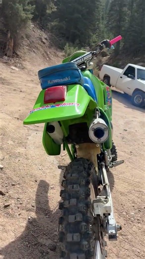 1993 KDX 200 #colorado #dirtbike #kawasaki #retro #oldschool #90s #2stroke #spring #oldstageroad