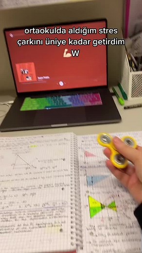 Fidget Spinner Tricks in a Study Environment