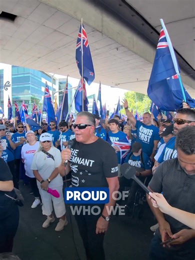 Brian Tamaki brings Prayer & Declarations of peace and blessings over New Zealand at the Patriot stand in Auckland City. It’s time for Kiwis to unify under Christ. | Samuel Tamaki