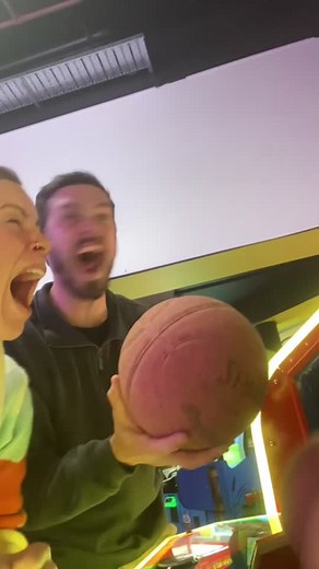 Anyone else eat their snacks before the movie even starts???? @natalieesearle @dipdnails