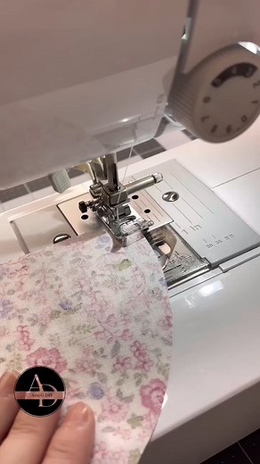 Every project teaches me something new #sewing #sewist #handmade #makersgonnamake #sewinglove | Stitch of Calm