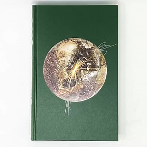 Science-fiction author Arkady Strugatsky was born #OnThisDay in 1925. Together with his brother Boris, Arkady wrote the mind-bending novel, Roadside Picnic, which was the inspiration behind Andrei Tarkovsky's film, Stalker. For this remarkable edition, Dave McKean visualised the Strugatsky Brothers’ masterful storytelling with seven colour illustrations along with integrated artworks printed in dark green ink. Two-colour printing throughout, a binding blocked in silver and gold foils and McKean’