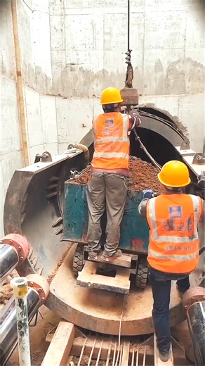 131K views · 504 reactions | "Tunnel Material Extraction Process | Safe & Precise Operation" #TunnelWork #MaterialHandling #ConstructionProcess #CraneOperation #IndustrialWork #SafetyFirst #Engineering #treading #amazing #shorts #fbreels | Brad Lucy React | Facebook