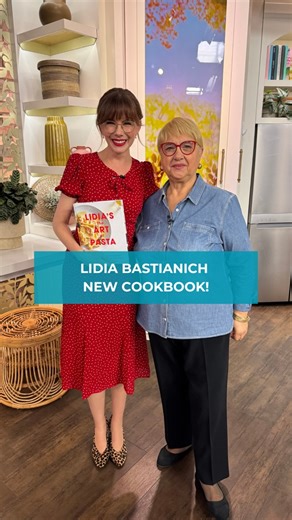 Chef Lidia Bastianich shares why pepperoncini is the secret spice that makes everything in pasta pop! ✨🍝 | The Good Stuff with Mary Berg