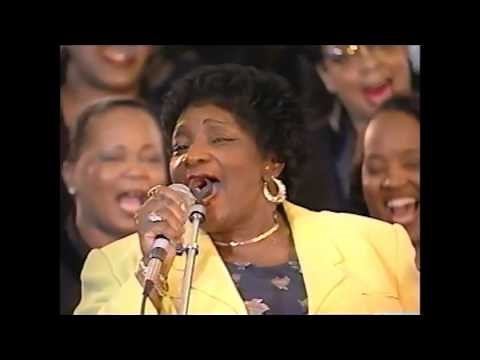 Bertha Robinson Live/Well Well Well!