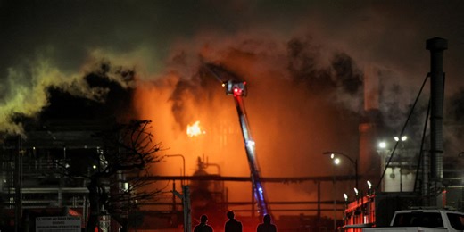 Fire at Chevron’s El Segundo Refinery in Los Angeles Is Extinguished