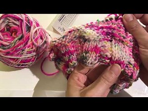 Loop YWP im Wellenmuster stricken