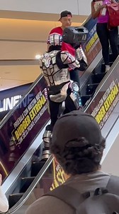 Vibes in the mall 😂🦾🤖 | Robotronbot