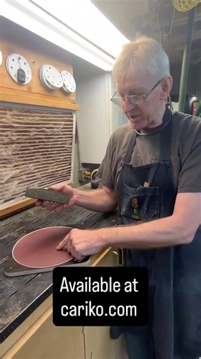 The O’Brien Guitars convex radius dish