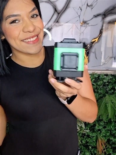 Mejora tus Proyectos con el Nivelador Láser de 8 Líneas