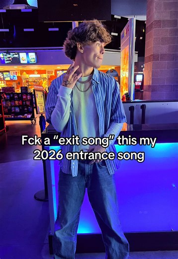 Wtf is an exit song🤔 #fyp #newyear #drake