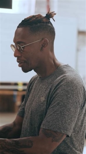 Inspiration comes from all around 💡 Come out and experience NO BANDWIDTH to see what inspires Raphael Saadiq 📸 @the.odiwams | Raphael Saadiq