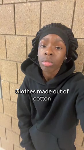 Cotton vs. Polyester: Choosing the Best Clothes