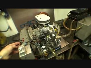 世界最小のスーパーチャージャー付V8エンジン　「Stinger 609」