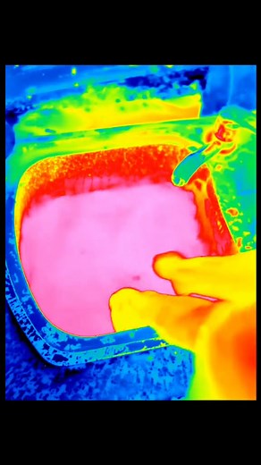 опять всё запачкал #тепловизор #thermalimaging #infrared