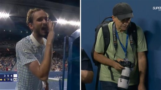 Medvedev, scenata surreale: fotografo in campo sul match point e lui…