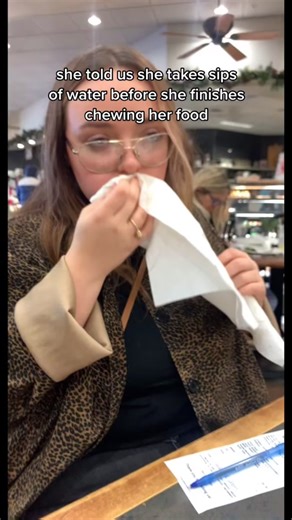 we love her anyway #fyp #chewing #food #water #weirdo