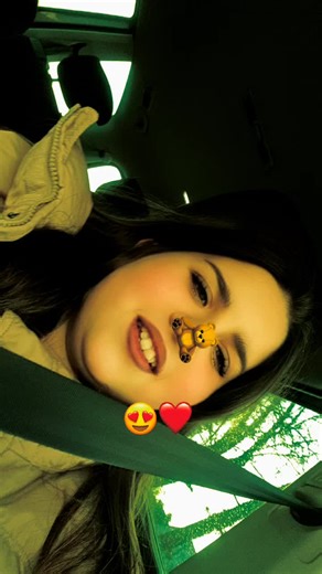 OLHOTIKTOK (@olhotiktok0)’s videos with som original - songs_lyrics104