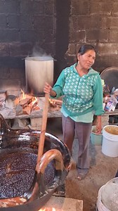 579K views · 7.1K reactions | "El Mole Bueno" Moleras tradicionales de Concepción de Porfirio Díaz Oaxaca, recetas ancestrales de los pueblos de la Mixteca Oaxaqueña #mole #recorriendolamixteca #Oaxaqueña #Oaxaca #cocinerastradicionales | Recorriendo la Mixteca | Facebook