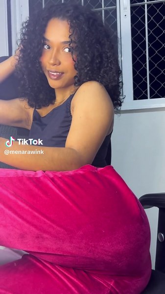 Os vídeos de Nara Wink (@menarawink) com original sound - ᴠxᴏ