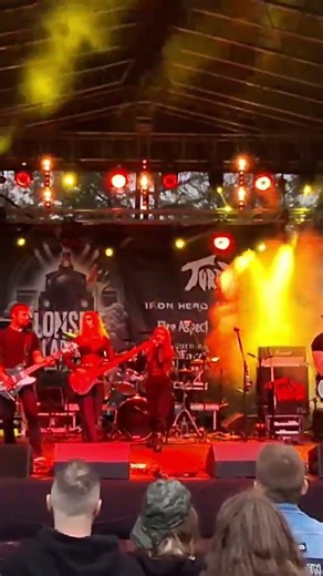 IRON HEAD grający w Miasteczku Śląskim