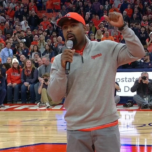🗣️ "GO ORANGE." Syracuse Football's Fran Brown got a loud welcome at the Loud House 🍊 | ACC Network