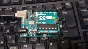 Arduinoでdelayを使って待つプログラムを書いたが他のプログラムを動かしたいときは - てきとうなさいと。べぇたばん