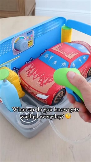 Mik Zenon | A color changing car wash 🧽 🚘 . . Comment WASH to see more info (got to be following for the DM to go through) or you can find this under... | Instagram