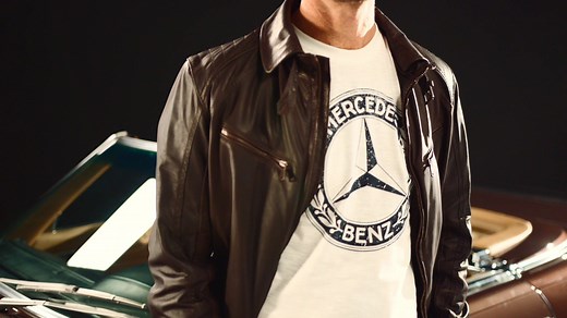 17K views · 271 reactions | Wenn euer Papa auch ein großer Mercedes-Benz Fan ist, dann überrascht ihn doch zum Vatertag mal mit etwas ganz Besonderem! Zum Beispiel mit einem der vielen Mercedes-Benz Artikel aus unserem Onlineshop.  ▶️ mb4.me/MB_Collection_de Natürlich gibt es auch für Mutti eine große Auswahl an Produkten! Nicht nur online, sondern auch direkt bei eurem Service-Partner vor Ort. | Mercedes-Benz Deutschland | Facebook