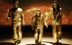 【爆强机械舞】面具金人Remote Kontrol舞蹈Neon Sky Rain