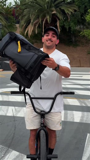 Saltamos esta mochila #mochila #bmx #deporte