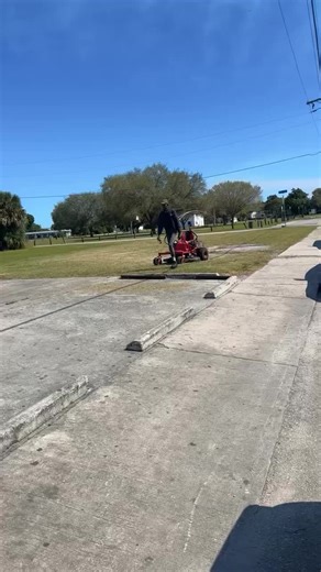 Now These Jeans Look Painted On😂😂😂 #levi #fypシ゚viral #trending #fypage #foryoupage #blacktiktokcommunity #100000k #blacktiktok #funny